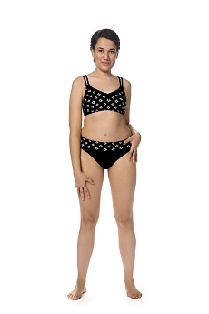 71748_Palermo_SB_Top_black_off-white_71750_HW_PTY_SS25_0324_front.jpg