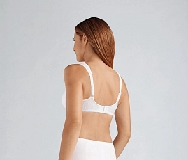 monasb-white-02.jpg