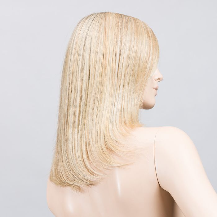 sandyblonde rooted 