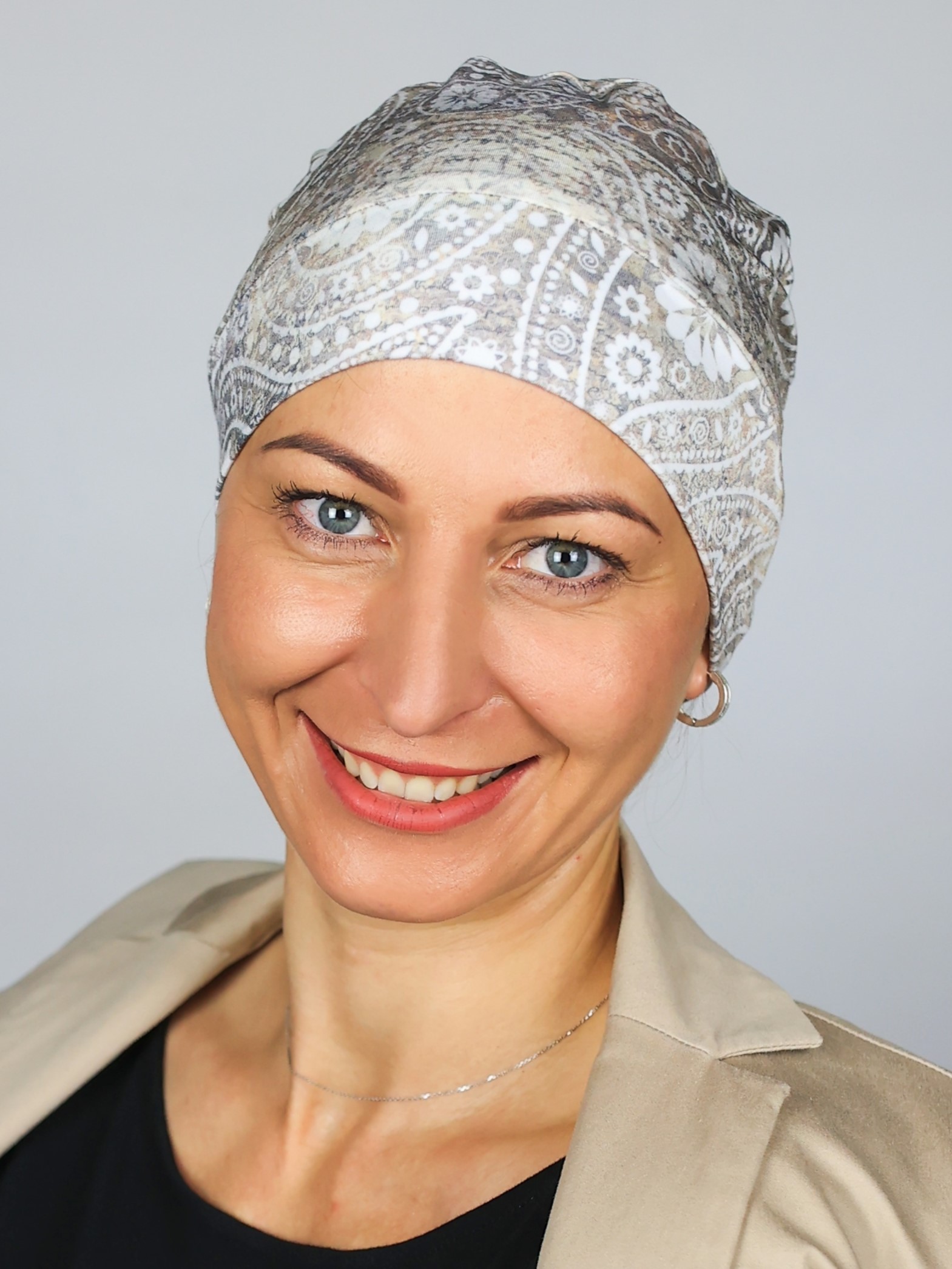 béžová vzor květ 