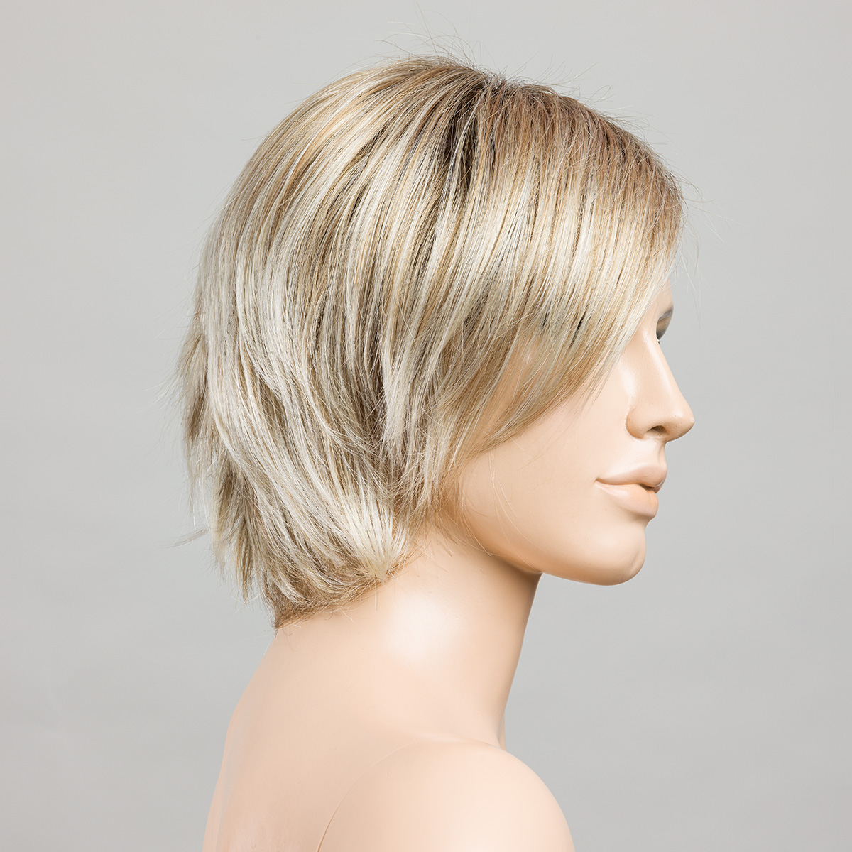 sandyblonde rooted 