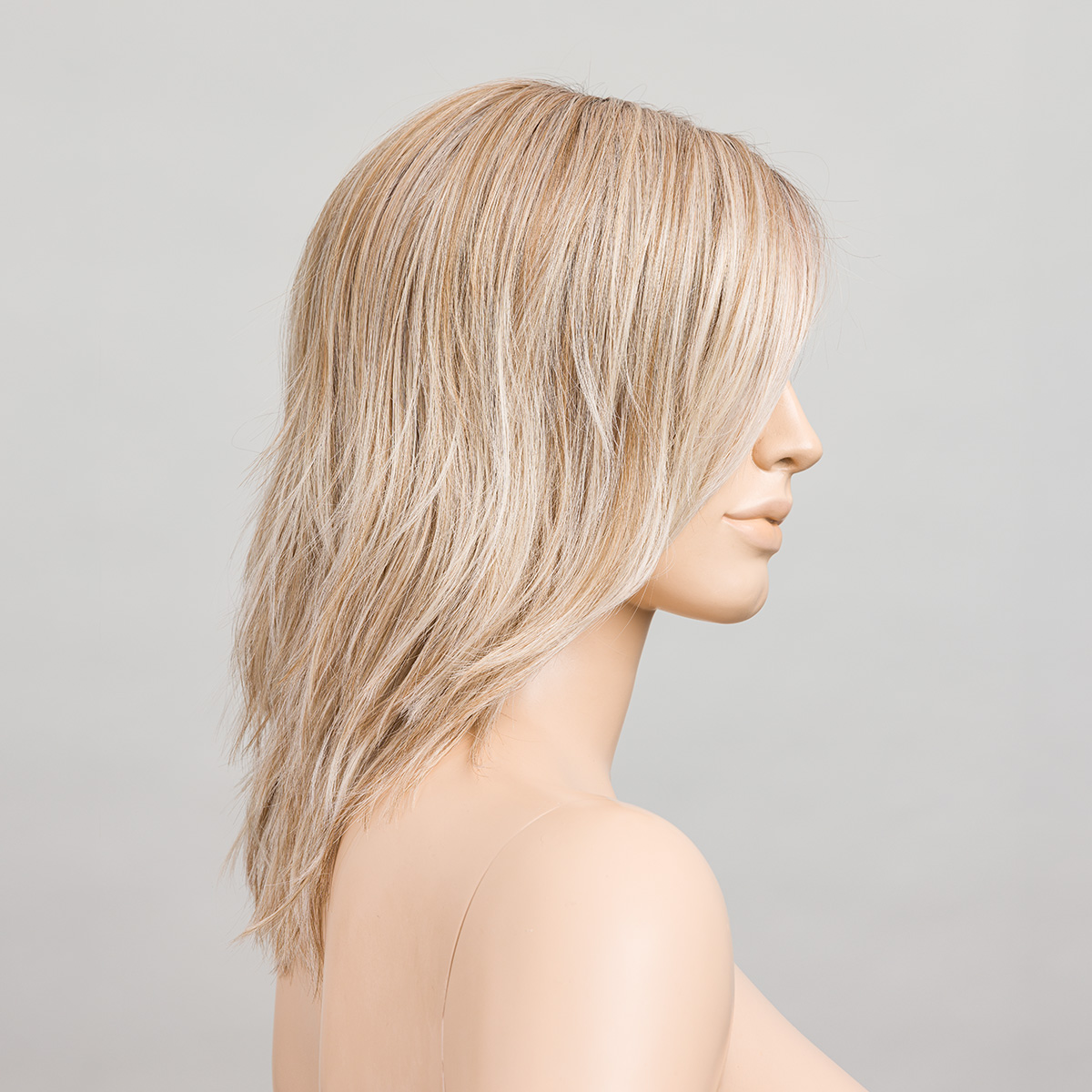 pearlblonde rooted 
